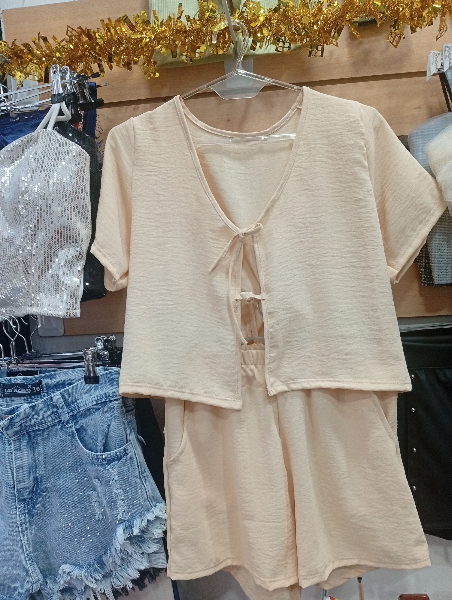 Remera y Shorts (conjunto  de Lino Cey) - Imagen 4