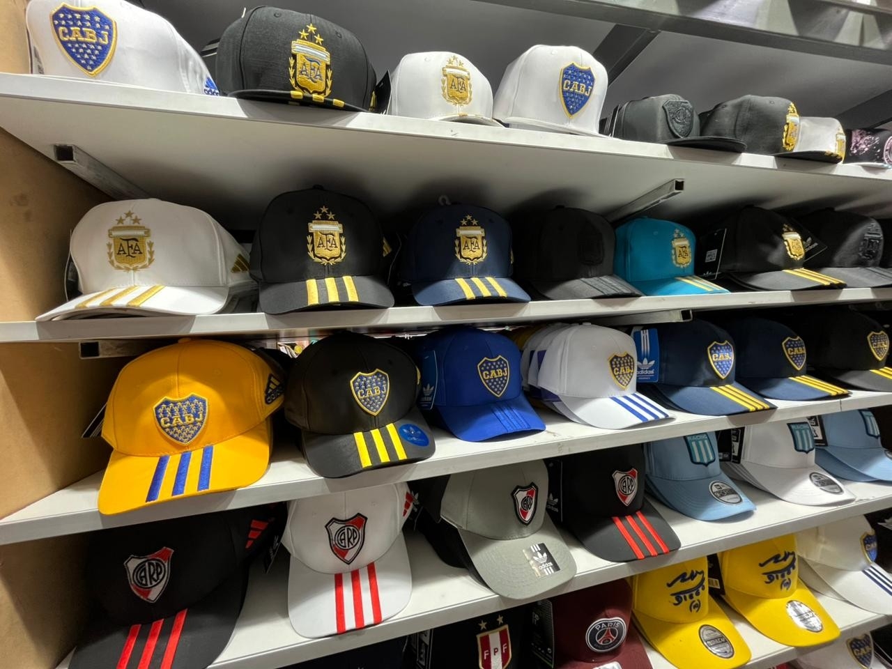 Gorras de Fútbol - Imagen 2