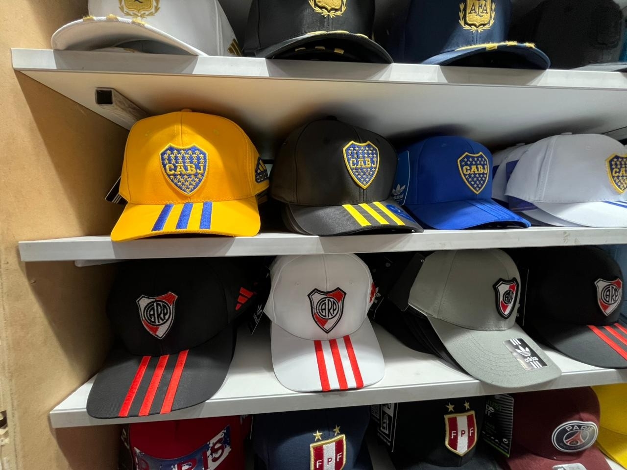 Gorras de Fútbol - Imagen 4