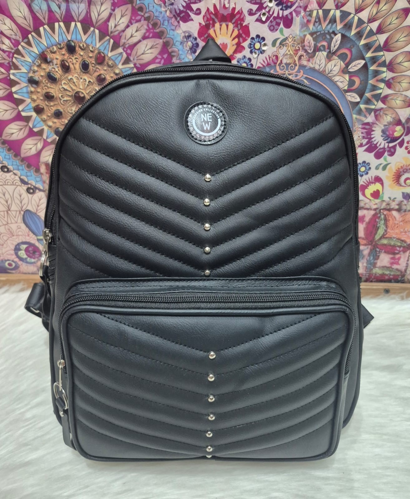 Mochila de Cuero Ecológico - Imagen 1