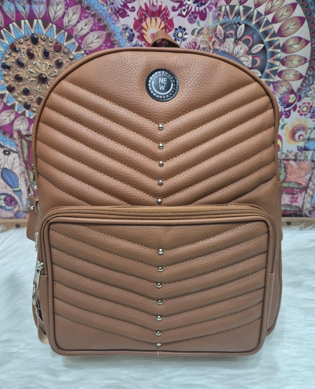 Mochila de Cuero Ecológico - Imagen 2
