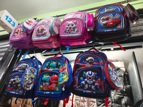 Liquidación Mochila Infantil Escolar 3d con Cartuchera  Irun - Miniatura 3