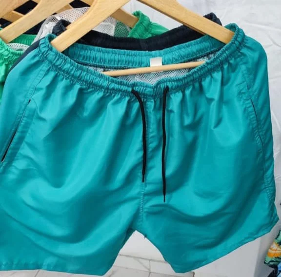 Shorts Malla C/cierre Lisos