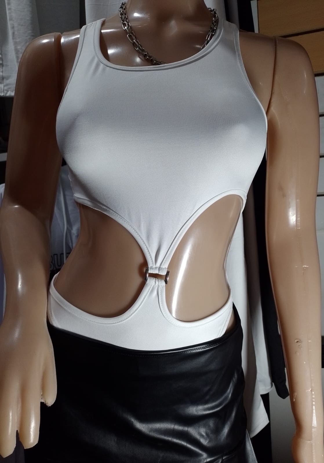 Body con Asesorio - Imagen 3