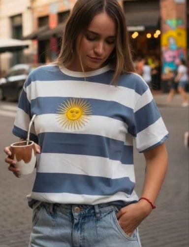 Remera Sol de Mayo ( D) - Miniatura 3