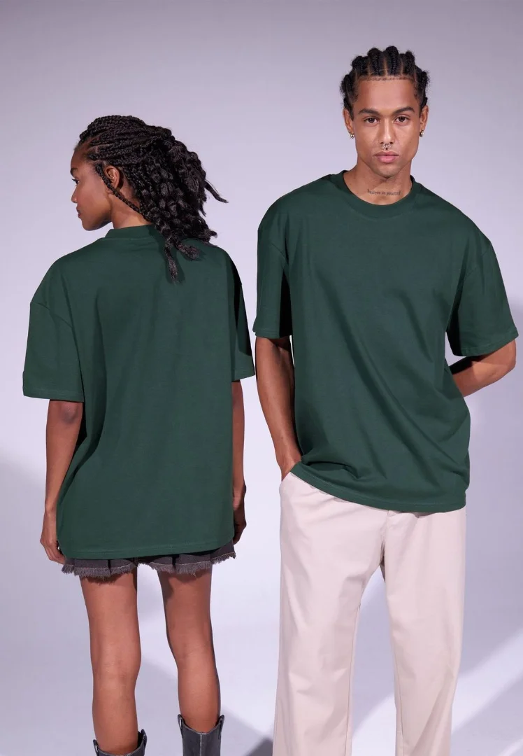 Remera Over Unisex - WhatsApp%20Image%202025-12-05%20at%2011.51.19%20PM%20(1).jpeg