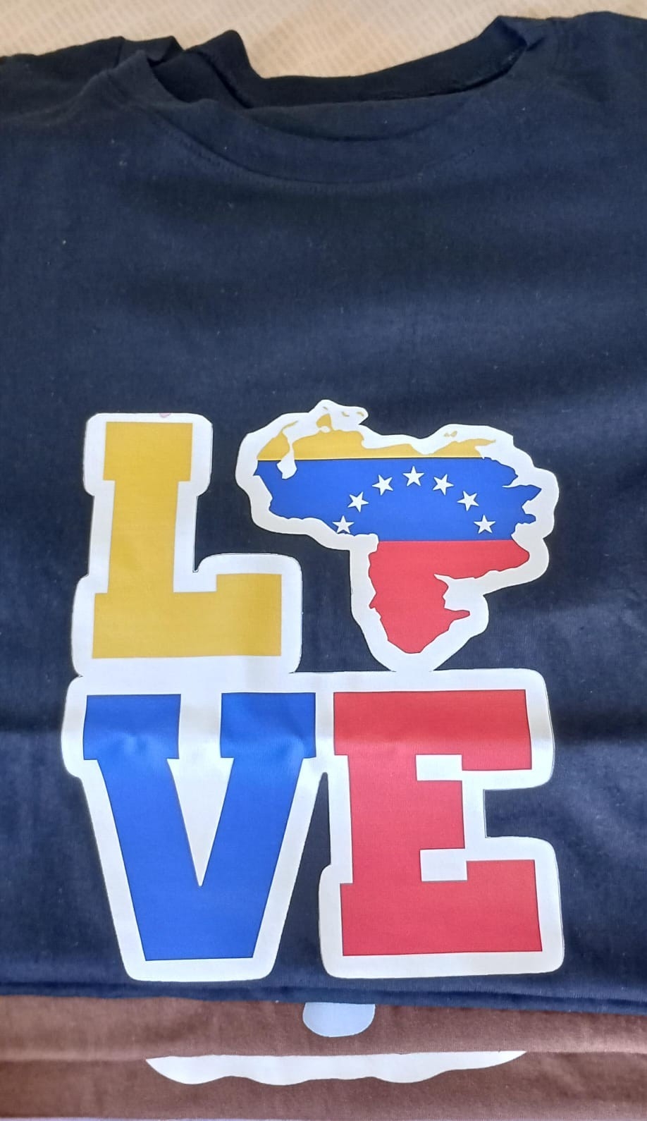 Remeras con Estampado Venezolano - Imagen 2