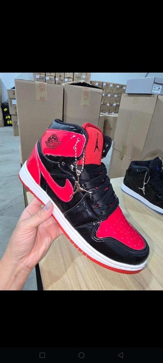Bota Jordan 1 Importadas - Imagen 2
