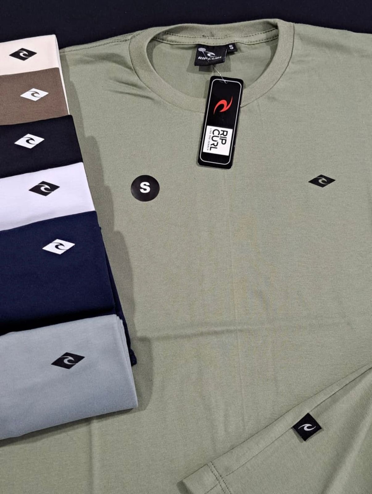 Remeras Algodón Premium Dolche Rysty Vanz y Otras Marcas - 622c971f-f2ae-46d0-a546-76d5c5c61494.jpeg
