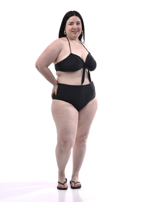 Bikini con Nudo