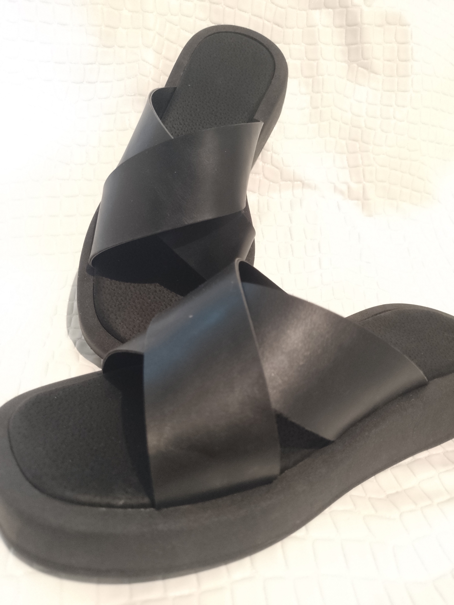 Sandalias Cruzadas - Imagen 2