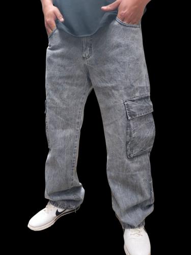 Pantalón Baggy Cargo