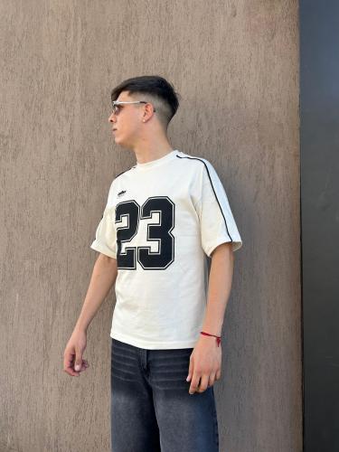 Remera Beige 23