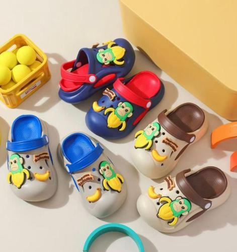 Crocs Personajes con Pines - Miniatura 4