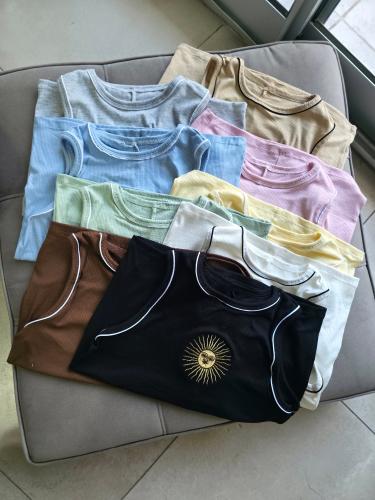 Musculosa Emilia Bordada C/vivo - Miniatura 4