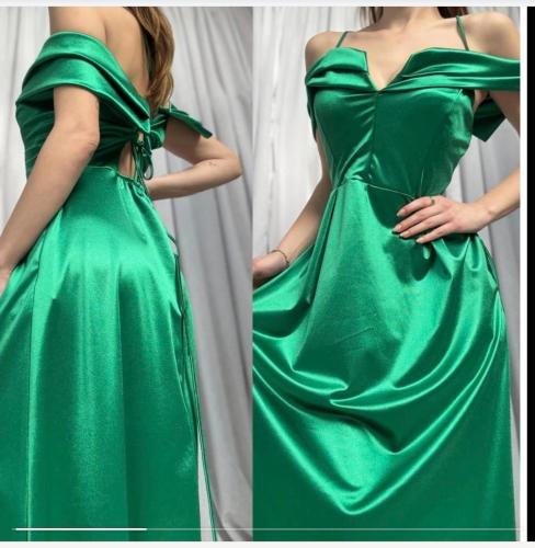 Vestido Cuello Bote