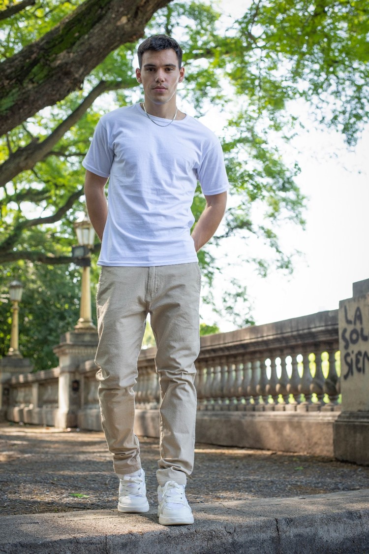 Bella Vista - Pantalon Corte Chino Beige - Imagen95.jpg