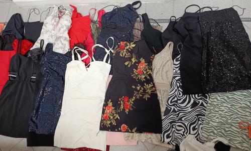 Vendo Lote de Vestidos 45 Prendas