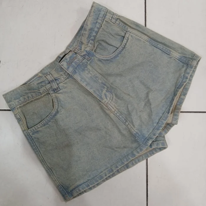 Short Pollera Celeste Oxido (rigido)