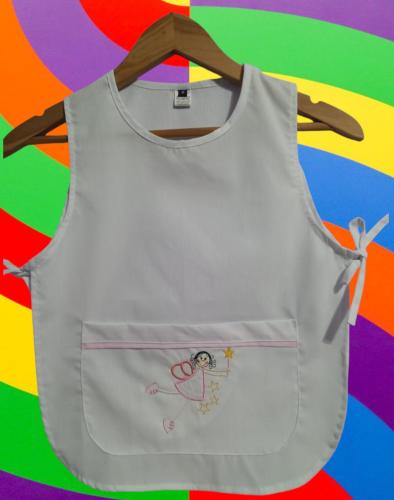 Poncho Escolar de Nena