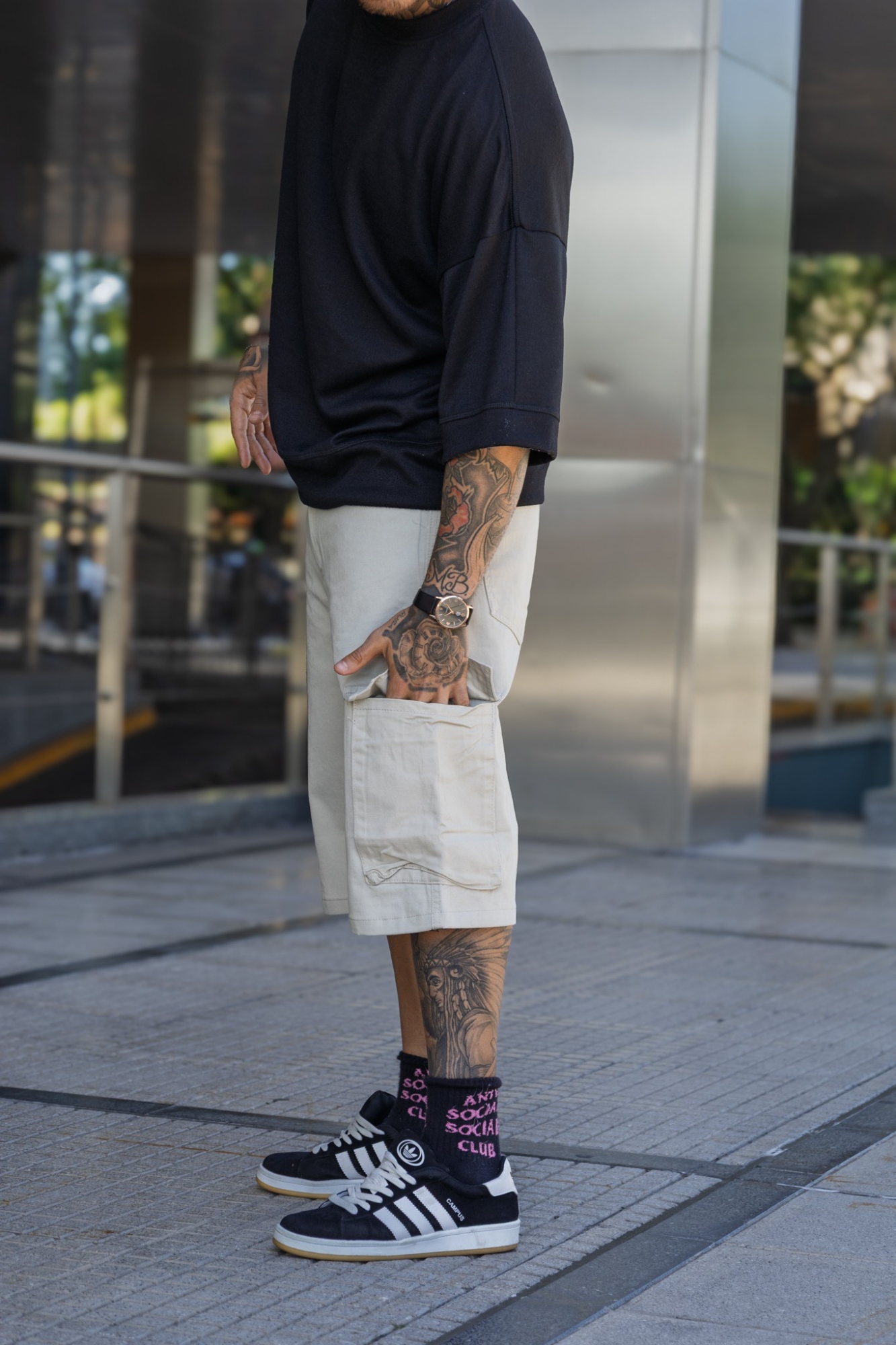 Bermuda Baggy Cargo Beige - Imagen 4
