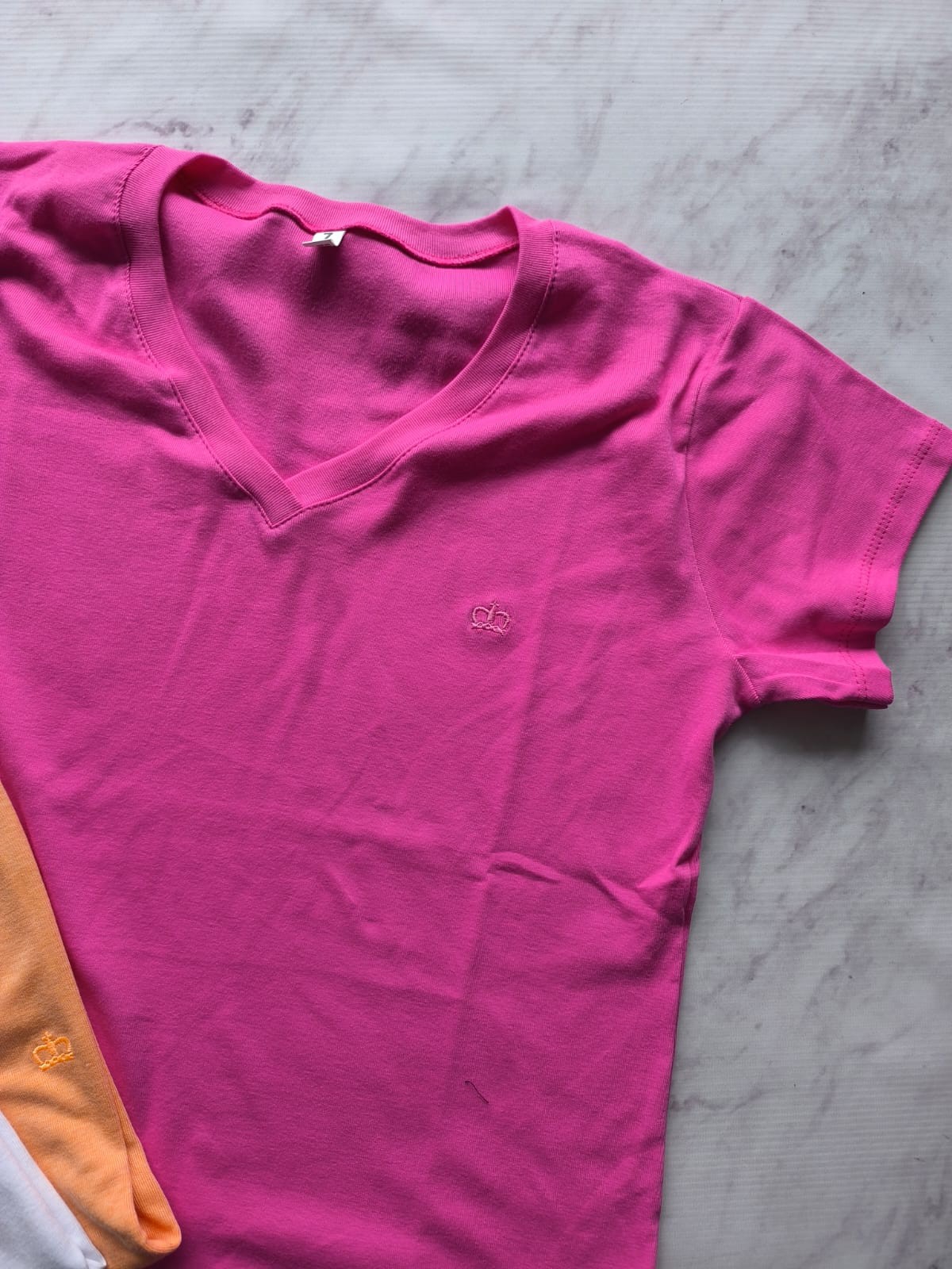 Remeras de Algodón Escote V - Imagen 3