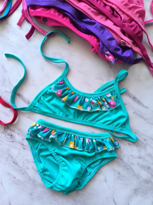 Bikinis para Nenas
