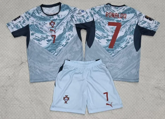 Conjunto Portugal Ronaldo Niños