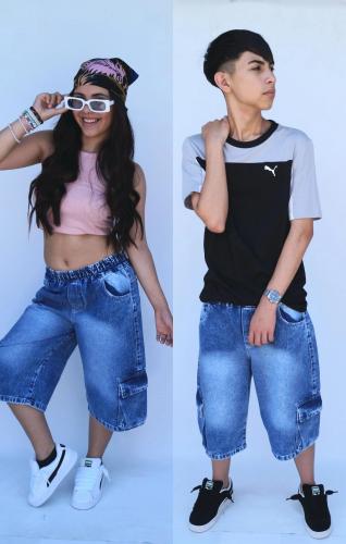 Teens Bermuda Baggi Azul Localizado Elastizado
