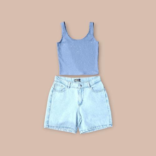 Shorts Larguito Tipo Beemuda