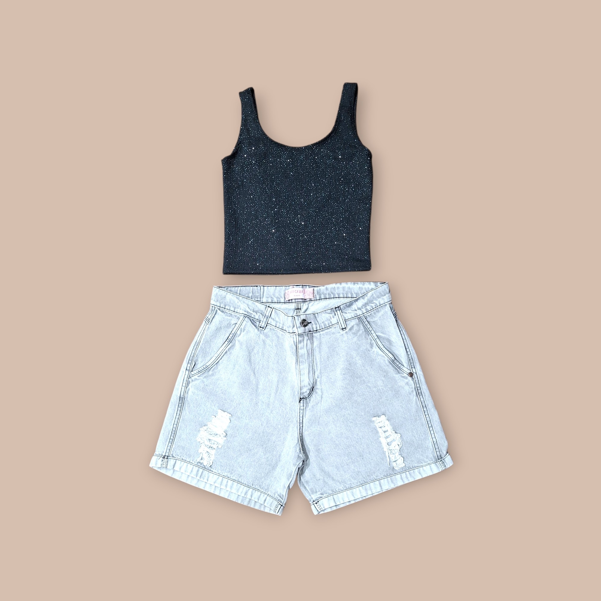 Shorts Larguito Tipo Beemuda - Imagen 3