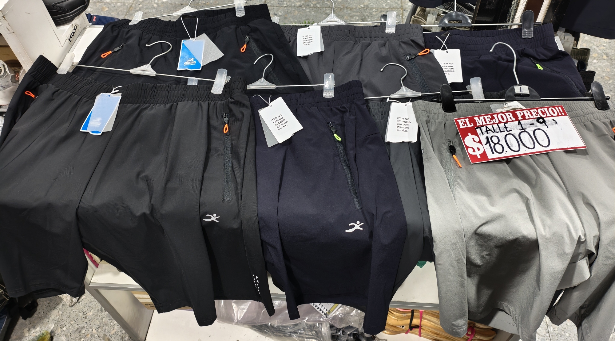 Short Irun Hombre - Imagen 3