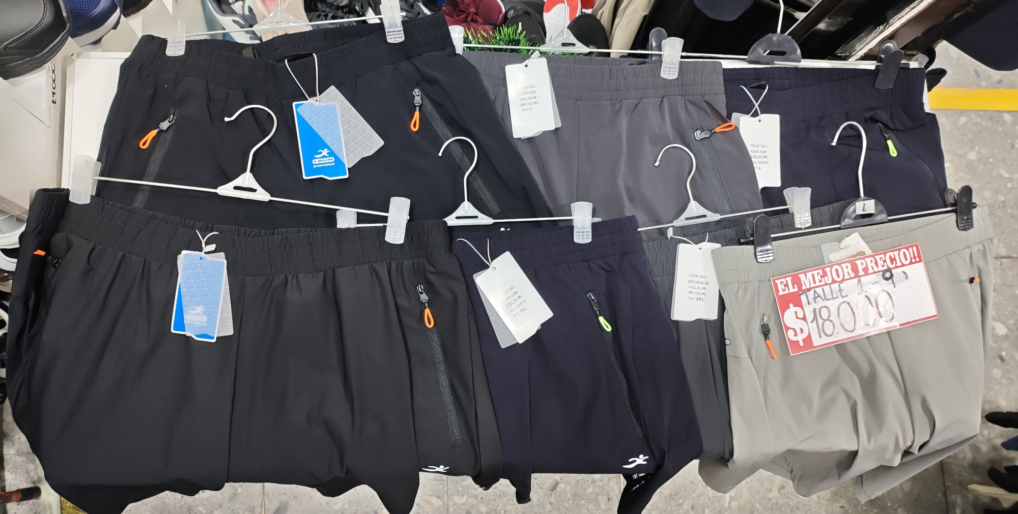Short Irun Hombre - Imagen 2
