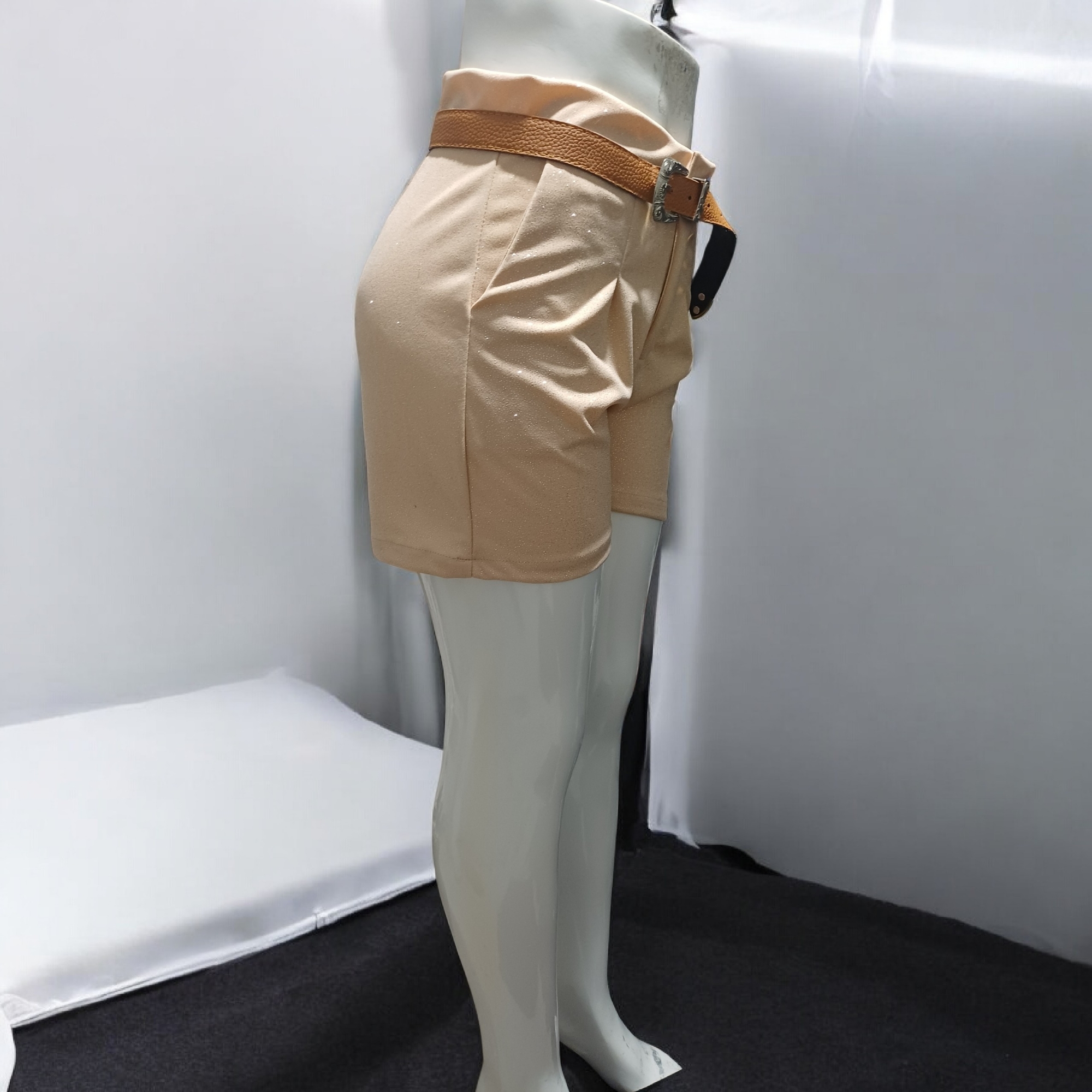 Short Sastrero Brilloso - Imagen 2