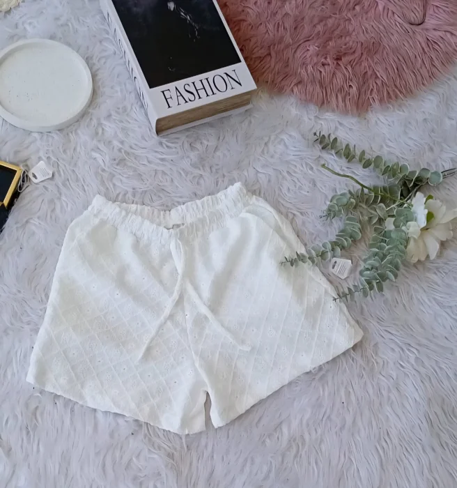 Shorts  Broderie