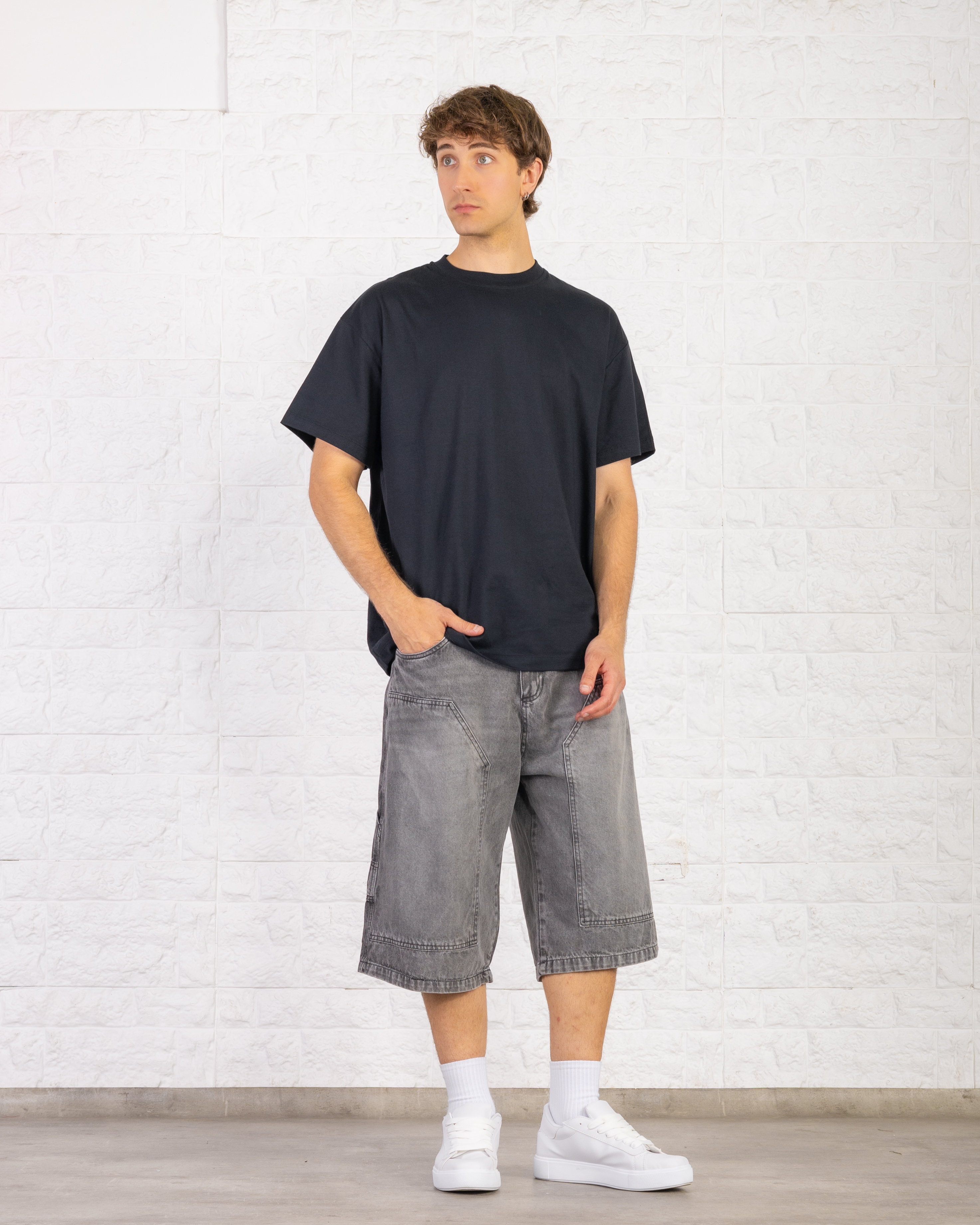 Bermuda Carpintero de Jeans - CUERPO%20ENTERO%20(2).jpg