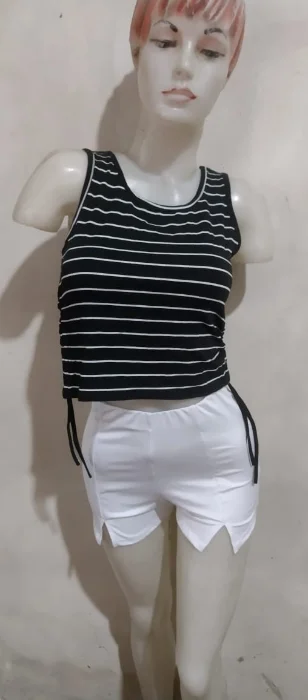 Musculosa C/ Frunces