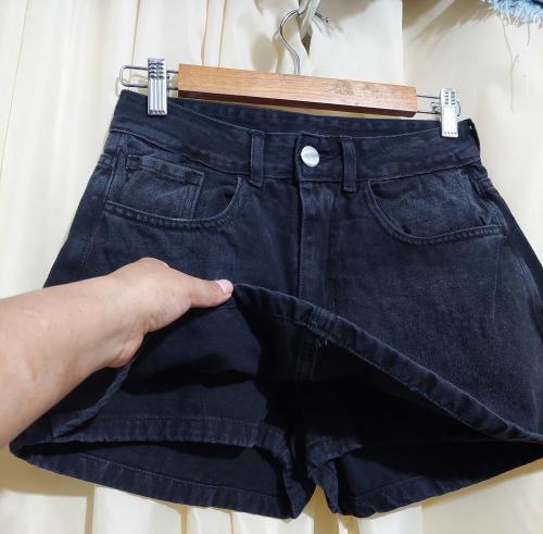 Short Pollera  Negro Localizado