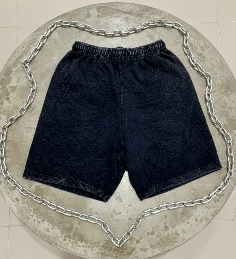 Bermuda Batik / Nevado - WhatsApp%20Image%202025-12-31%20at%2012.03.28%20(1).jpeg