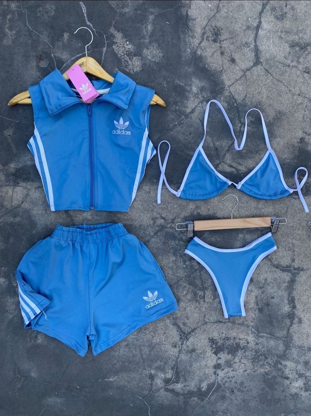 Cuarteto Ad (short + Chomba C/ Cierre + Bikini) - Imagen 2