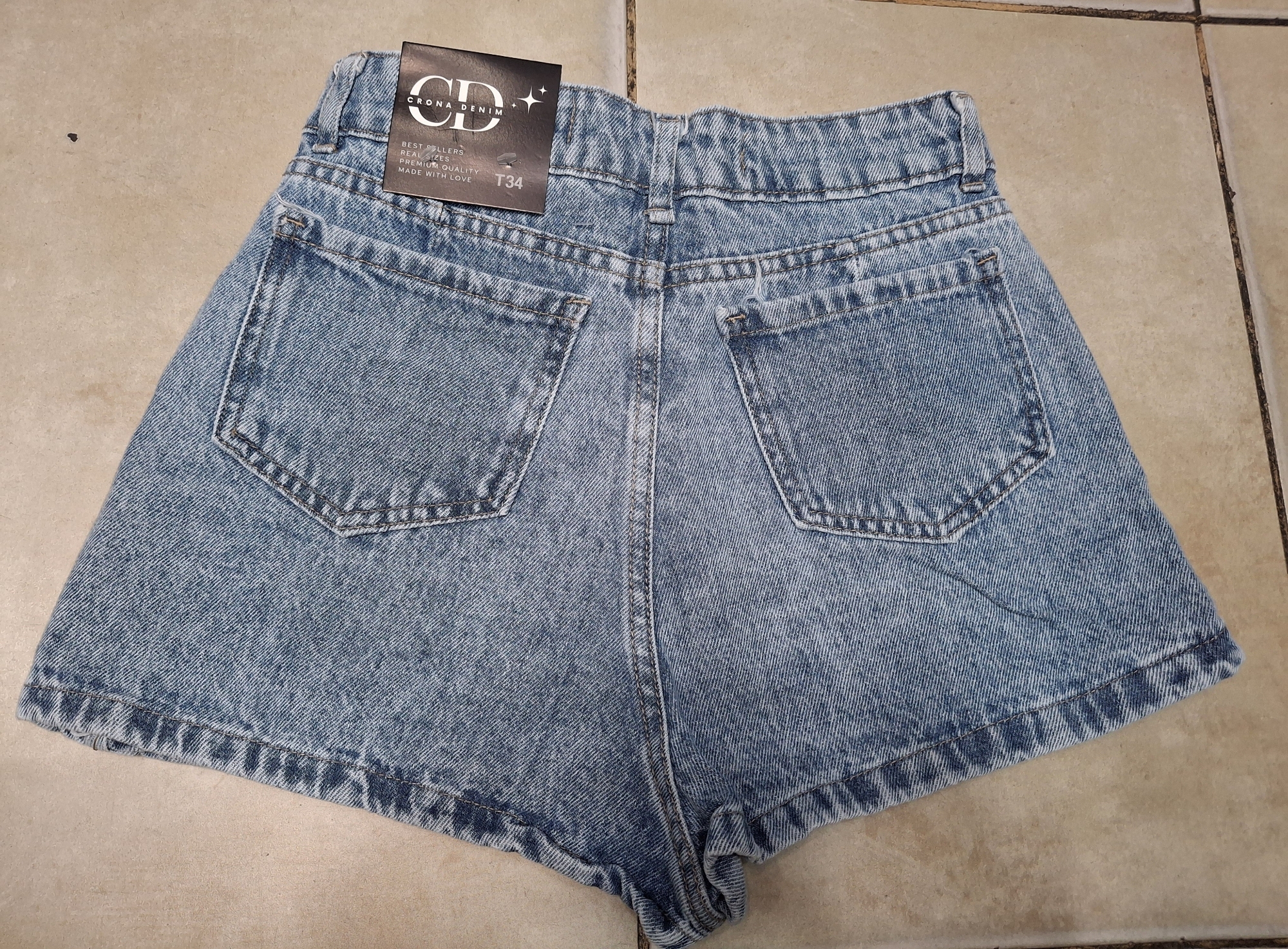 Short Pollera  con Tajito Color Jeans Tela Rigida - Imagen 3