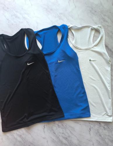 Musculosa Deportiva - Miniatura 3