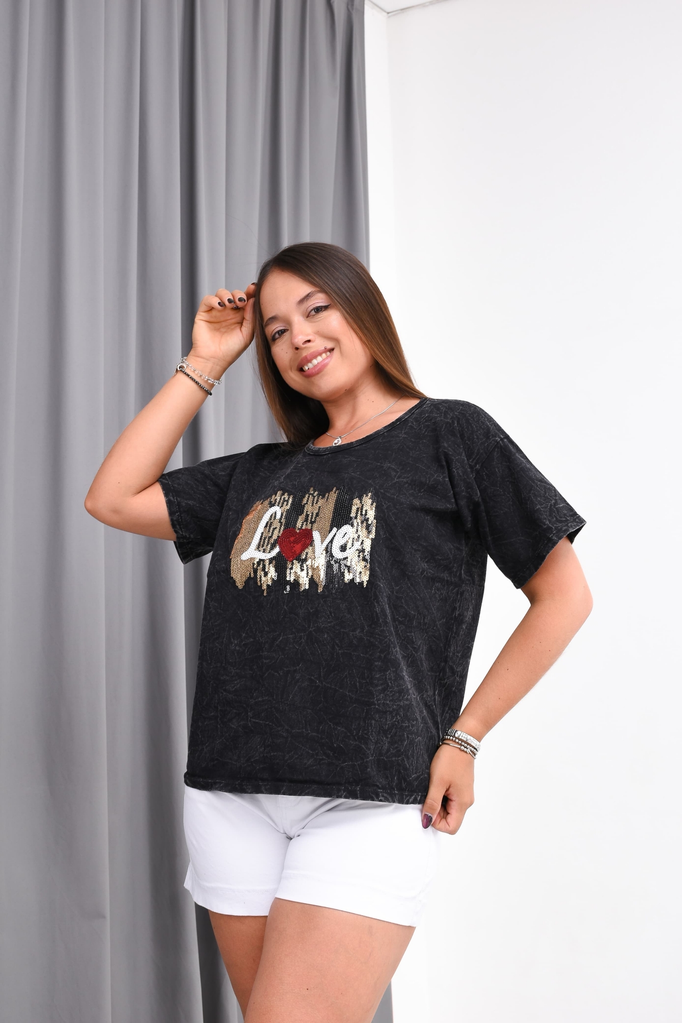 Remera Batik /nevado  con Apliques - Imagen 2
