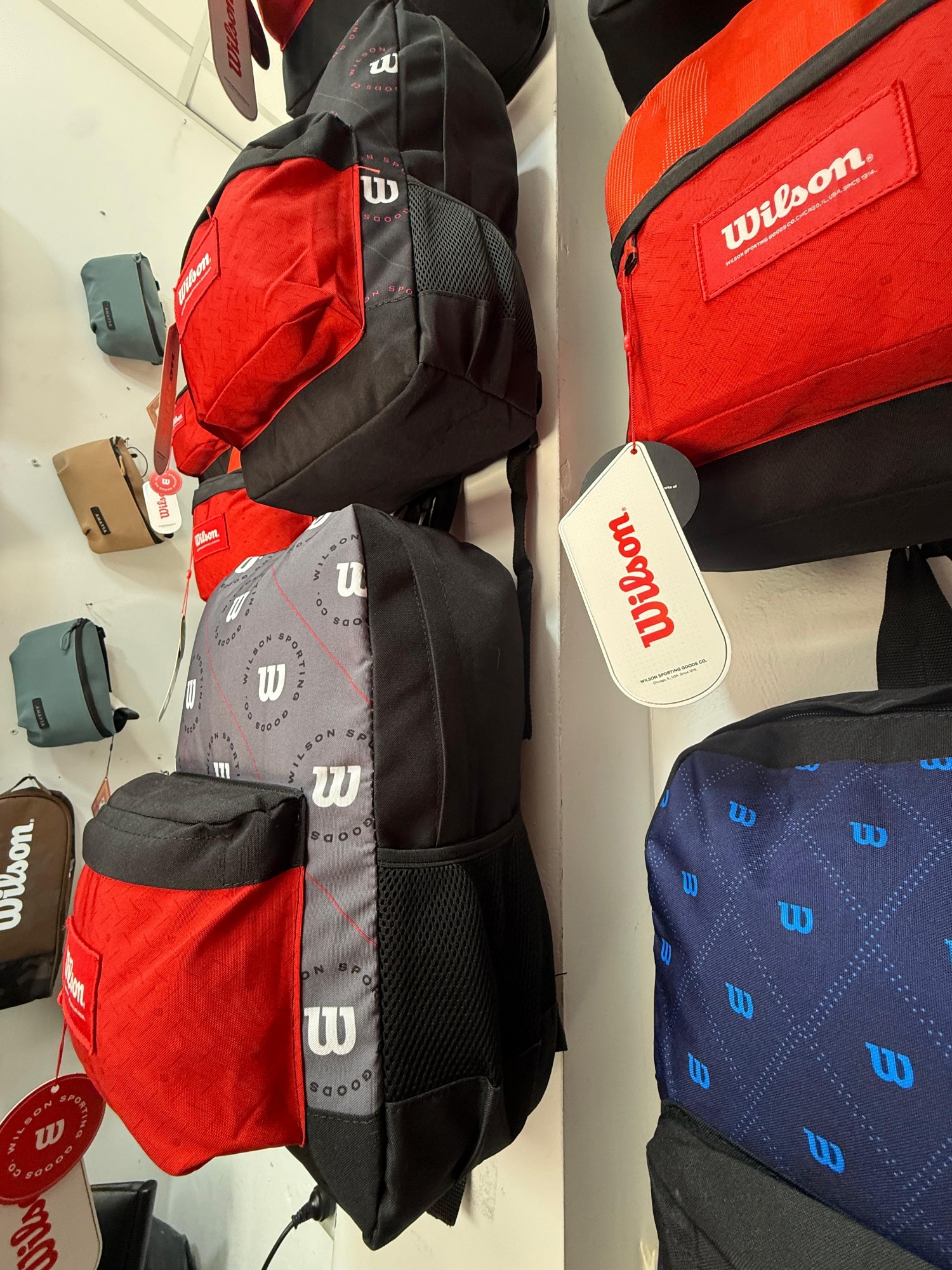Mochilas Wilson Urbanas Originales - Imagen 3