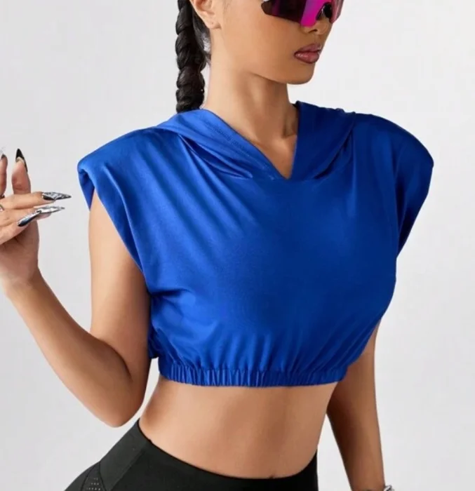 Remera con Capucha