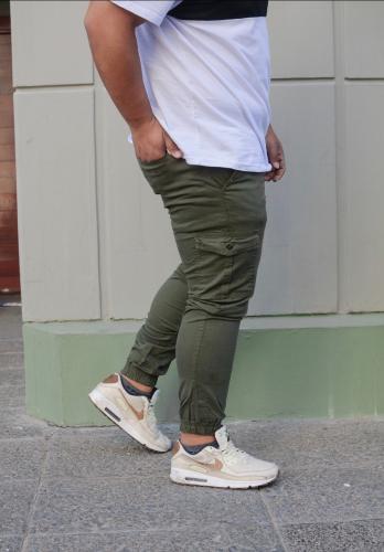 Jogguers Cargo  de Gabardina Elastizado Color Verde - Miniatura 3