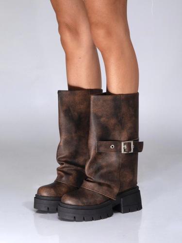 Botas con Capa Chocolate - Miniatura 2