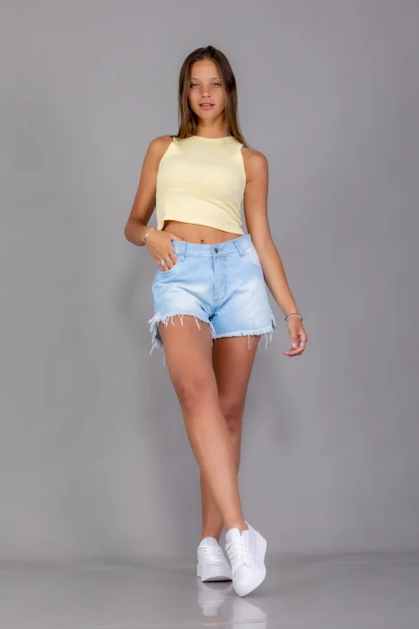 Short Corto de Mujer Liso Deflecado
