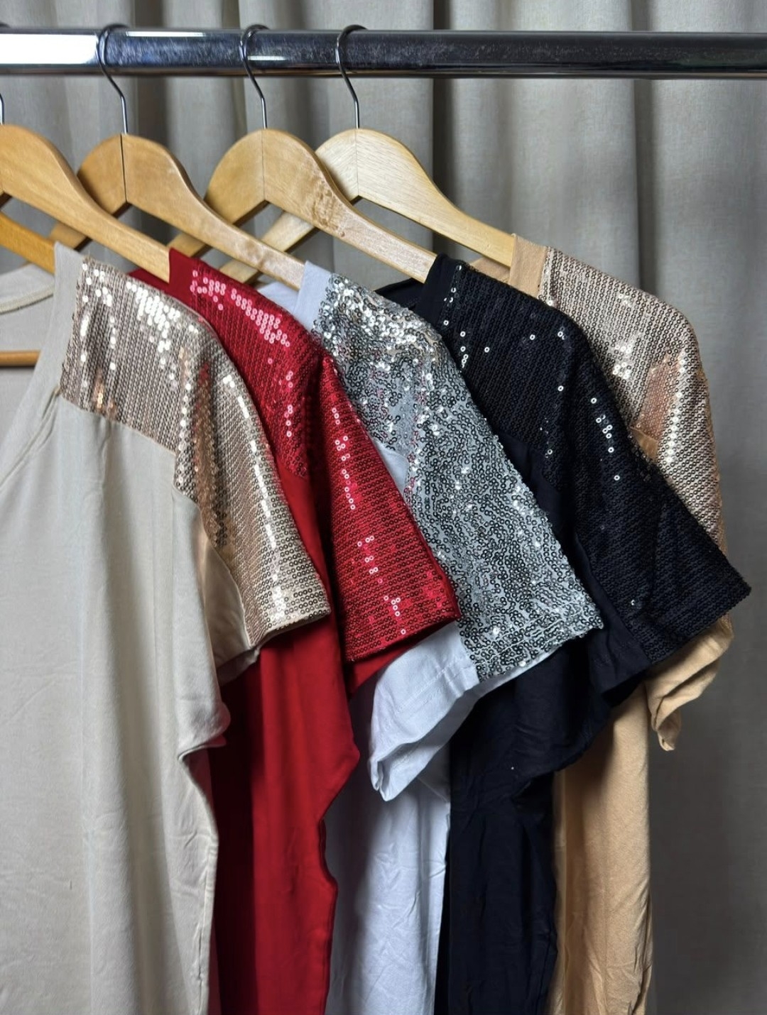 Remera con Lentejuelas - Imagen 4
