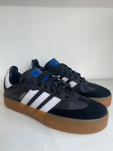 Zapatillas Samba Negro con Plataforma Nacionales - Miniatura 2